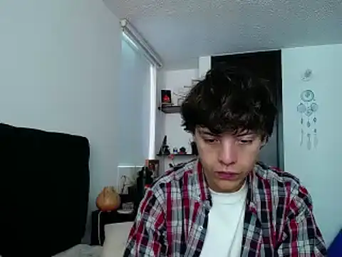 Santiago kiler online show from 12.20.24