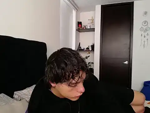 Santiago kiler online show from 12.27.24