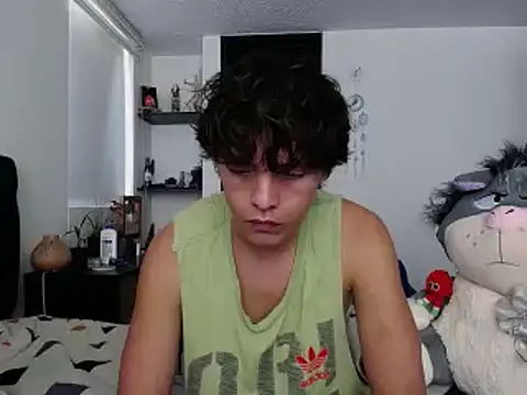 Santiago kiler online show from 01.20.25