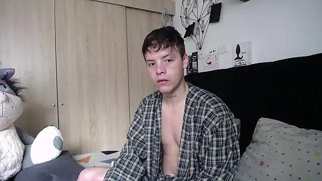 Santiago kiler online show from 09.19.25