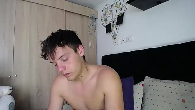 Santiago kiler online show from 09.29.25