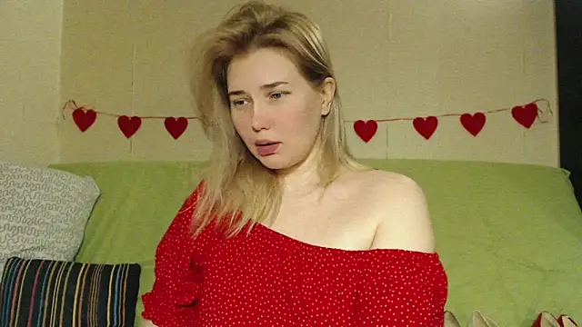 mmmPinUpGirl online show from 04.28.26