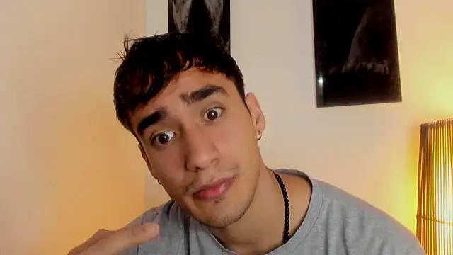 Snapshot of AlexRivera6 chatting on 09.14.25 AlexRivera6 online show from 09.14.25