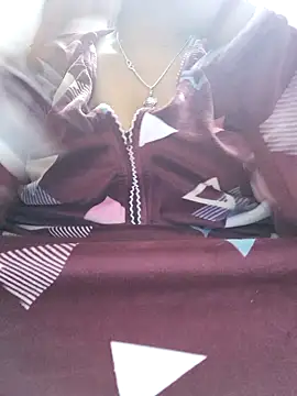 Snapshot of Kavya_XX chatting on 12.16.24 Kavya XX online show from 12.16.24