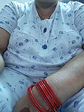 Snapshot of Kavya_XX chatting on 10.01.25 Kavya XX online show from 10.01.25