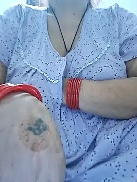 Snapshot of Kavya_XX chatting on 10.18.25 Kavya XX online show from 10.18.25