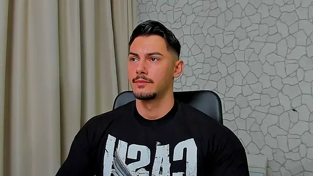 Snapshot of ClintMasters chatting on 02.20.25 ClintMasters online show from 02.20.25