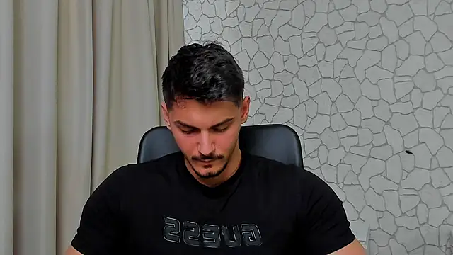 Snapshot of ClintMasters chatting on 02.21.25 ClintMasters online show from 02.21.25