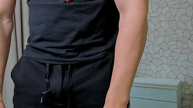 Snapshot of ClintMasters chatting on 02.28.25 ClintMasters online show from 02.28.25