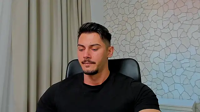 Snapshot of ClintMasters chatting on 03.04.25 ClintMasters online show from 03.04.25