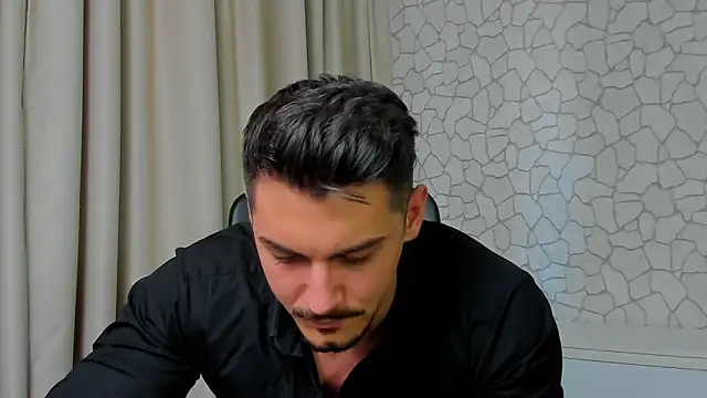 Snapshot of ClintMasters chatting on 03.06.25 ClintMasters online show from 03.06.25