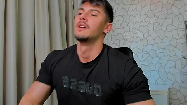 Snapshot of ClintMasters chatting on 03.18.25 ClintMasters online show from 03.18.25