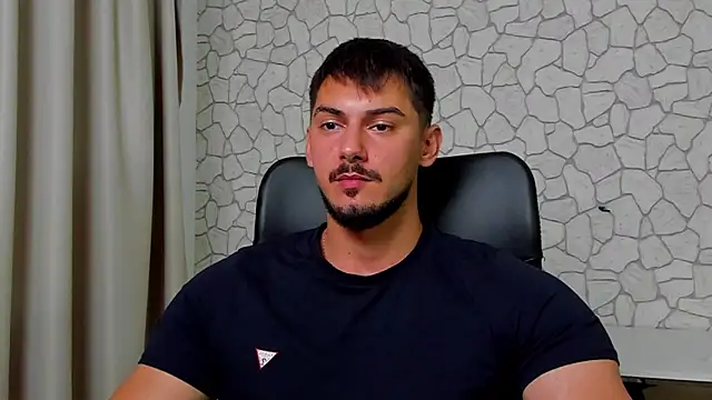 Snapshot of ClintMasters chatting on 09.10.25 ClintMasters online show from 09.10.25