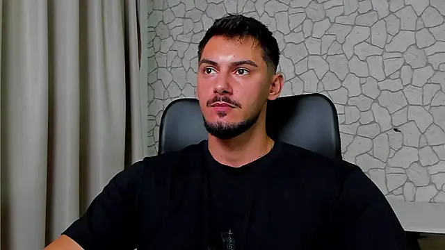 Snapshot of ClintMasters chatting on 09.12.25 ClintMasters online show from 09.12.25