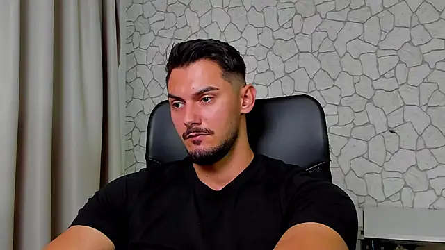 Snapshot of ClintMasters chatting on 09.20.25 ClintMasters online show from 09.20.25