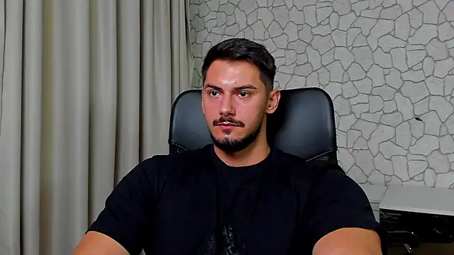 Snapshot of ClintMasters chatting on 09.25.25 ClintMasters online show from 09.25.25