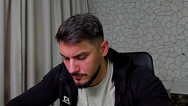 Snapshot of ClintMasters chatting on 10.19.25 ClintMasters online show from 10.19.25