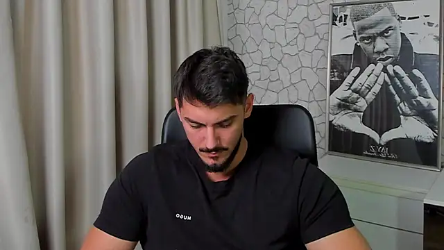 Snapshot of ClintMasters chatting on 10.29.25 ClintMasters online show from 10.29.25