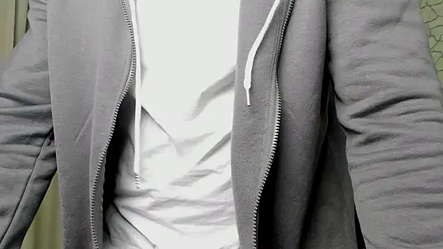 Snapshot of ClintMasters chatting on 12.15.25 ClintMasters online show from 12.15.25