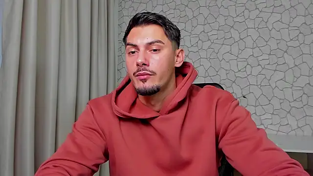 Snapshot of ClintMasters chatting on 12.18.25 ClintMasters online show from 12.18.25