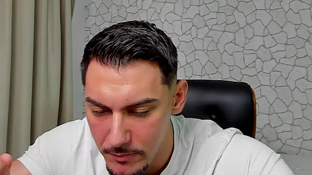 Snapshot of ClintMasters chatting on 03.04.26 ClintMasters online show from 03.04.26