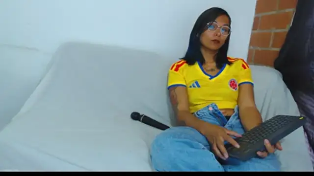 Snapshot of Sofynix chatting on 06.17.26 Sofynix online show from 06.17.26