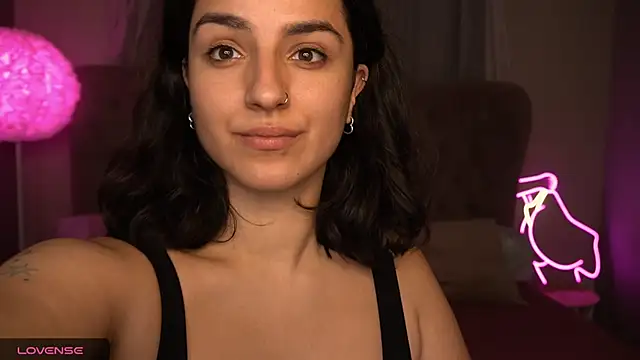 Daphne Moss online show from 12.20.24