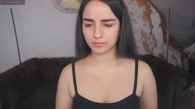 Daphne Moss online show from 02.23.25