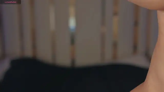 Daphne Moss online show from 11.23.25