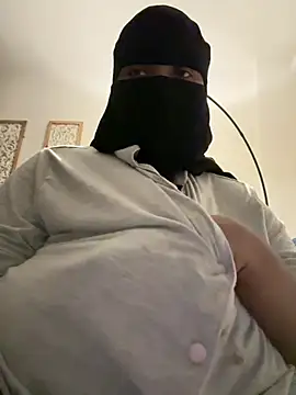 Submissive Arab online show from 05.19.26