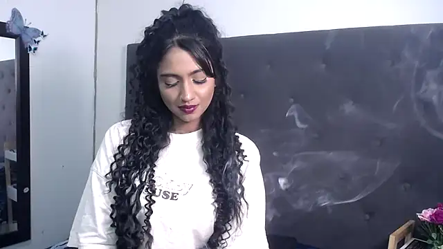 Delilah Blazee online show from 04.27.26