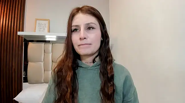 LANA-JONNES online show from 02.01.25