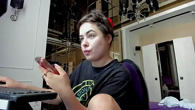 Snapshot of MistressMilana chatting on 07.20.26 MistressMilana online show from 07.20.26