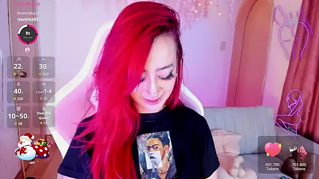 Mia-Bloom online show from 11.08.25