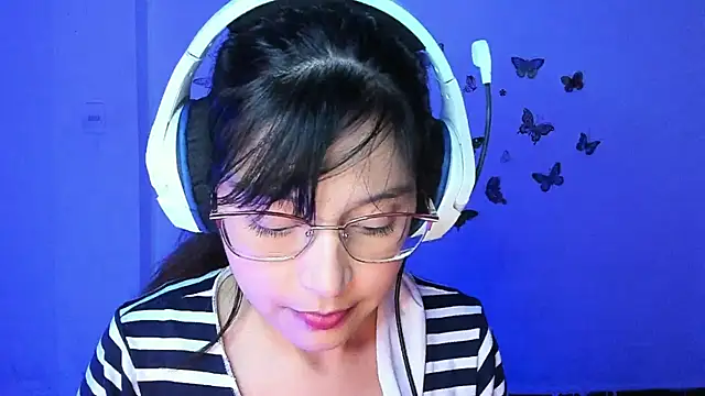 Snapshot of Little_Lisy chatting on 03.07.26 Little Lisy online show from 03.07.26