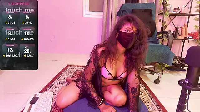 Snapshot of Naughty_nightz chatting on 09.28.25 Naughty nightz online show from 09.28.25