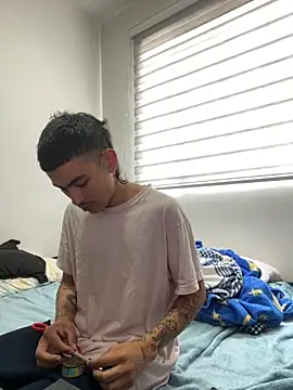 sorry-mom69 online show from 11.16.25