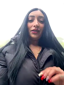 Snapshot of Kathy_bella18 chatting on 12.14.25 Kathy bella18 online show from 12.14.25