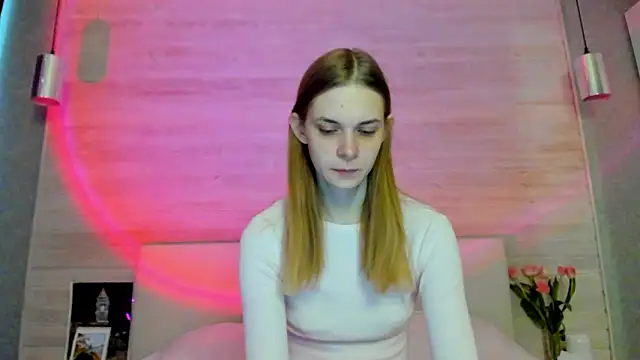 molly hunt  online show from 03.06.26