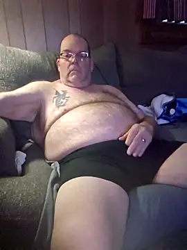 Snapshot of mrwizard4570 chatting on 04.05.26 mrwizard4570 online show from 04.05.26