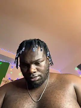 Snapshot of Kayyummy98 chatting on 01.05.25 Kayyummy98 online show from 01.05.25