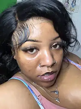 Snapshot of Kayyummy98 chatting on 02.06.25 Kayyummy98 online show from 02.06.25