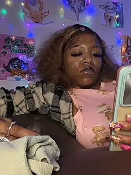 Snapshot of Kayyummy98 chatting on 03.19.25 Kayyummy98 online show from 03.19.25