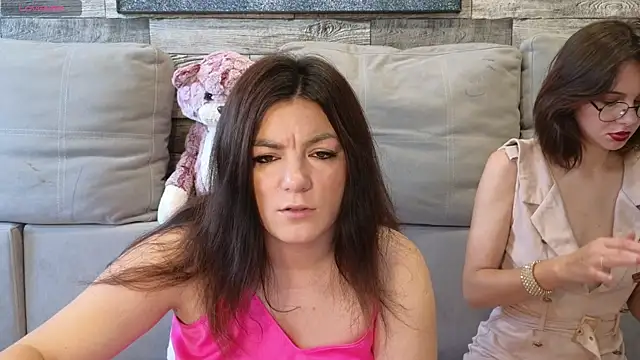 Vika loves you online show from 09.25.25