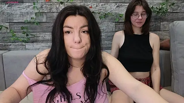 Vika loves you online show from 11.18.25