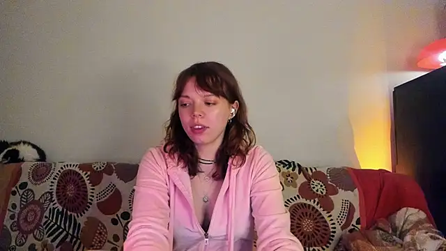 Snapshot of ClancyMorissey chatting on 01.05.25 ClancyMorissey online show from 01.05.25