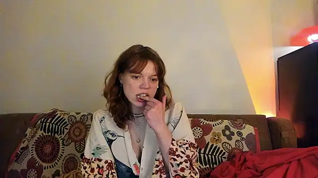 Snapshot of ClancyMorissey chatting on 01.21.25 ClancyMorissey online show from 01.21.25