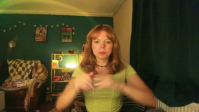 Snapshot of ClancyMorissey chatting on 09.13.25 ClancyMorissey online show from 09.13.25