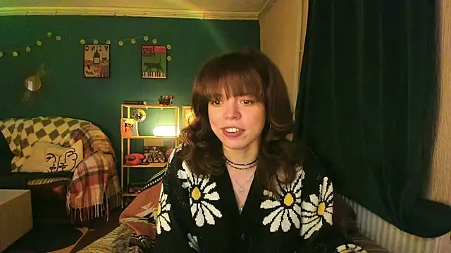 Snapshot of ClancyMorissey chatting on 11.06.25 ClancyMorissey online show from 11.06.25