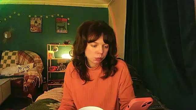 Snapshot of ClancyMorissey chatting on 11.27.25 ClancyMorissey online show from 11.27.25